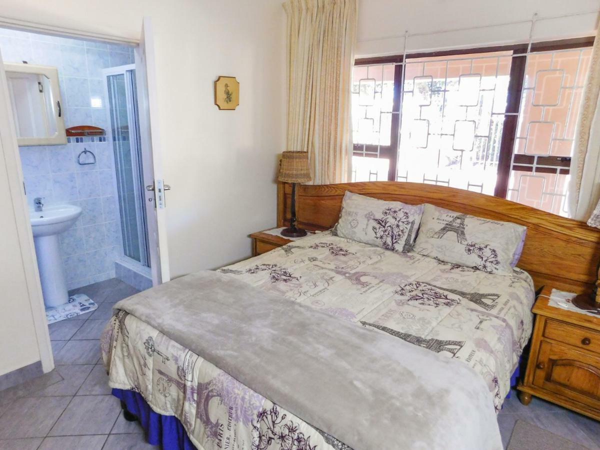 Mama Mia Cottages Oslo Beach Port Shepstone Eksteriør billede