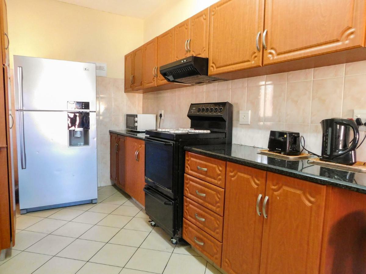 Mama Mia Cottages Oslo Beach Port Shepstone Eksteriør billede