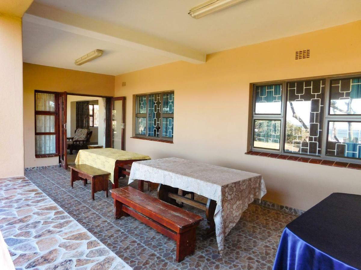 Mama Mia Cottages Oslo Beach Port Shepstone Eksteriør billede