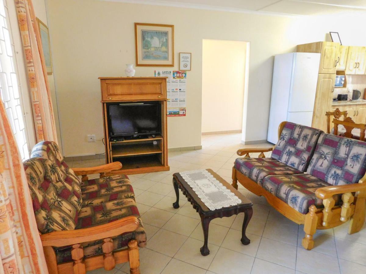 Mama Mia Cottages Oslo Beach Port Shepstone Eksteriør billede