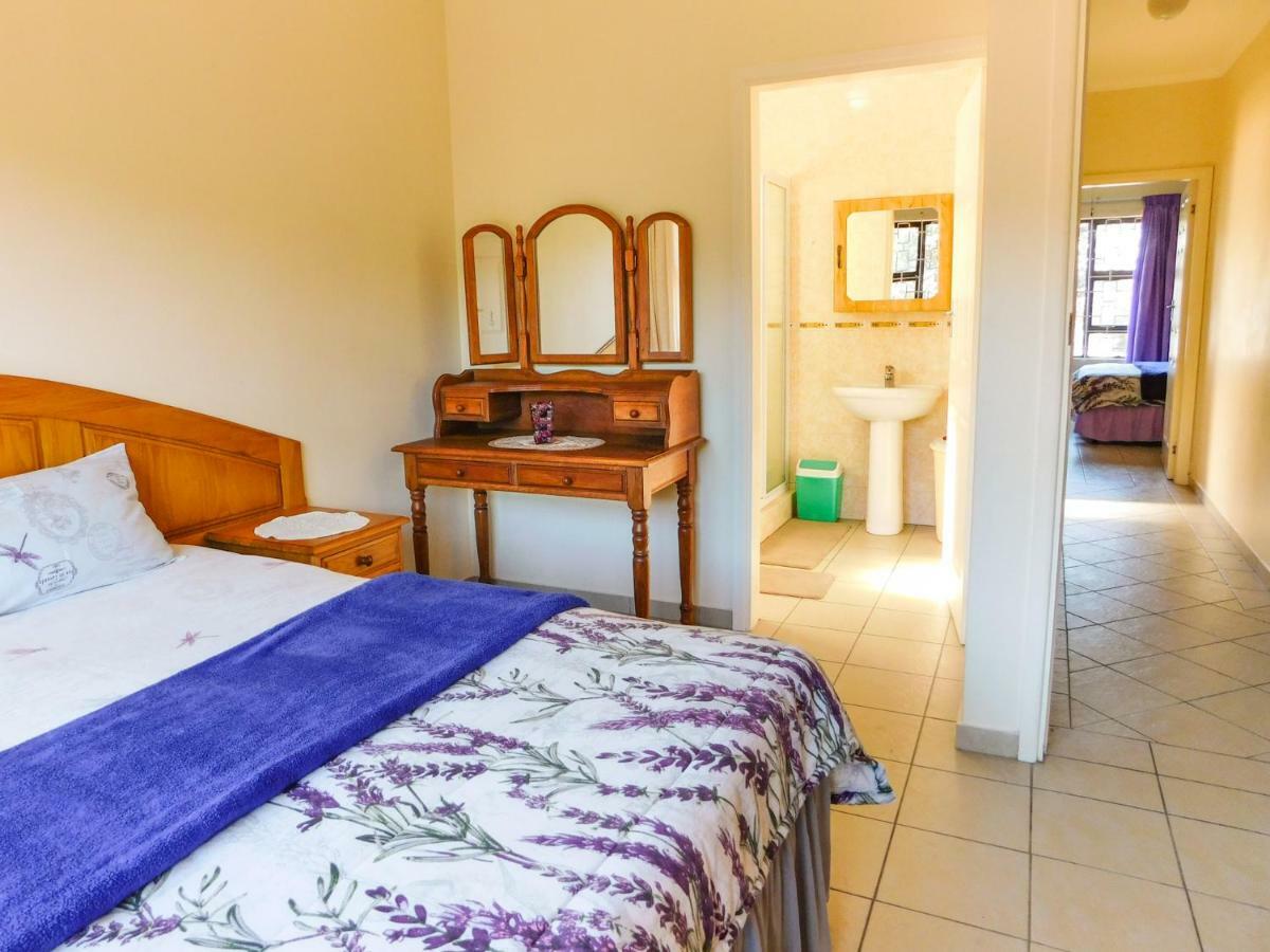 Mama Mia Cottages Oslo Beach Port Shepstone Eksteriør billede
