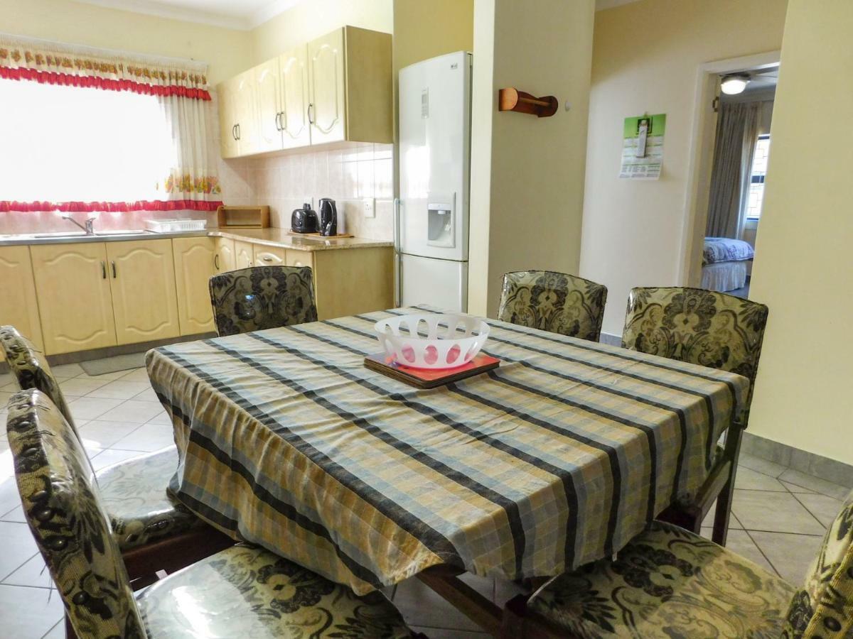 Mama Mia Cottages Oslo Beach Port Shepstone Eksteriør billede