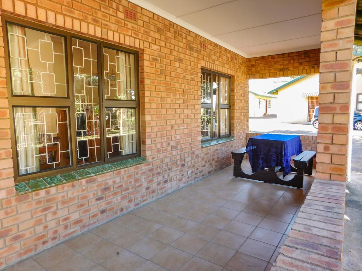 Mama Mia Cottages Oslo Beach Port Shepstone Eksteriør billede