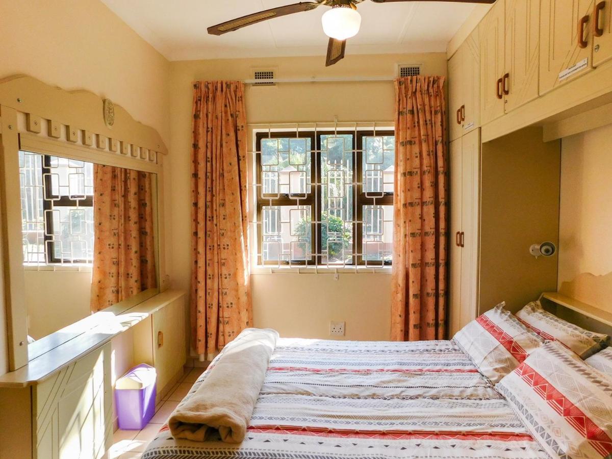 Mama Mia Cottages Oslo Beach Port Shepstone Eksteriør billede